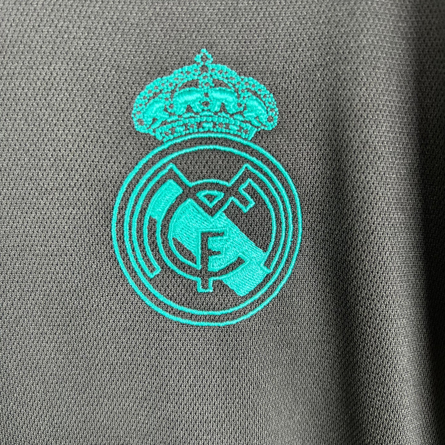 Camisola Real Madrid - Principal 2017/2018 Manga Comprida