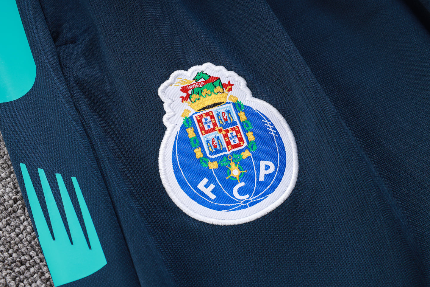Porto Tracksuit with T-Shirt