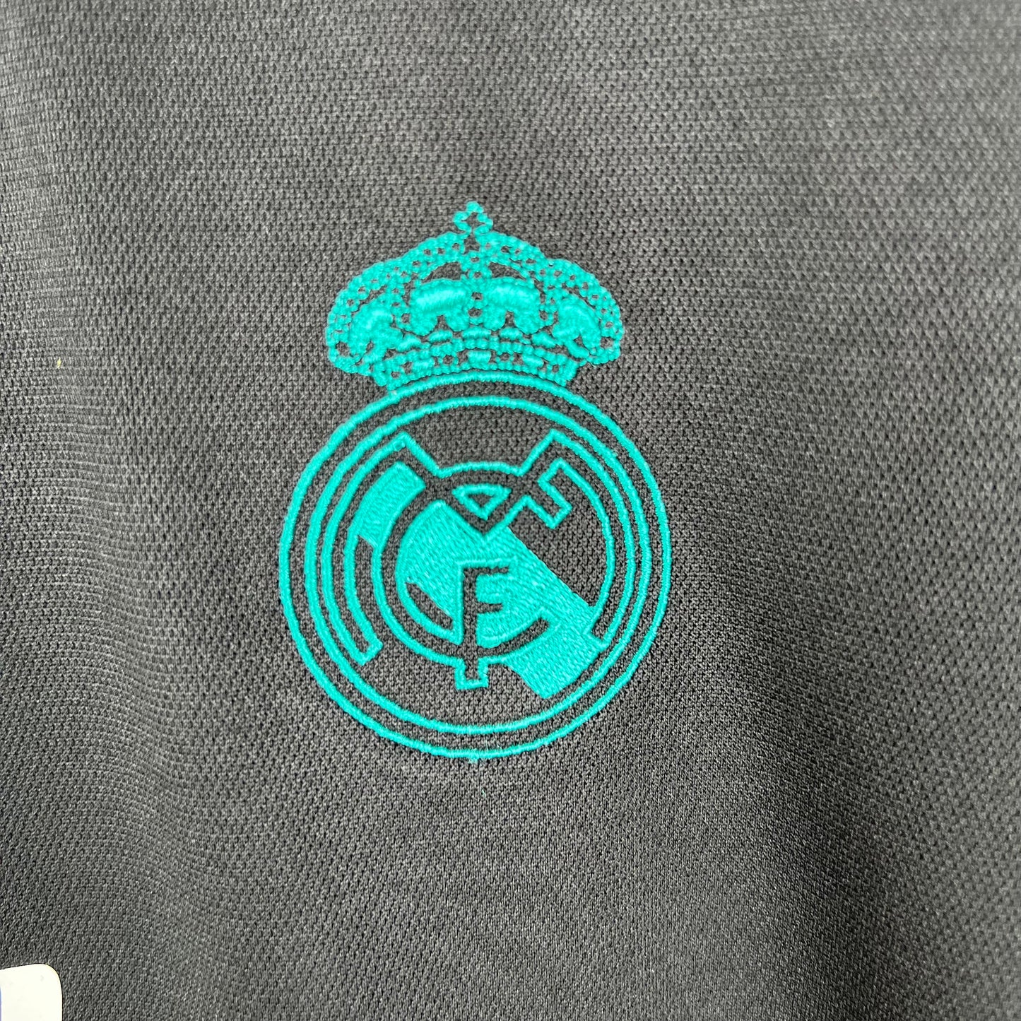 Camisola Retro Real Madrid - Alternativa 2017/18