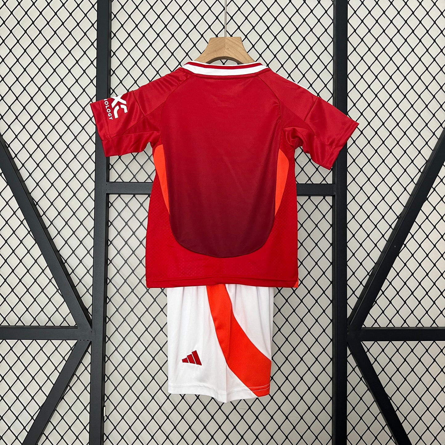 Kit Criança - Manchester United Principal 2024/25