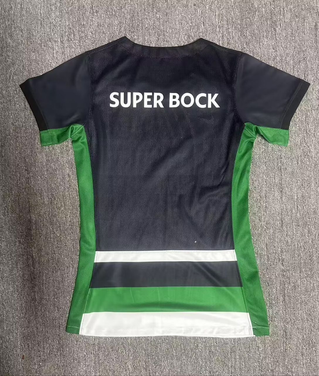 Camisola Sporting CP - Principal 2024/2025 Versão Feminina