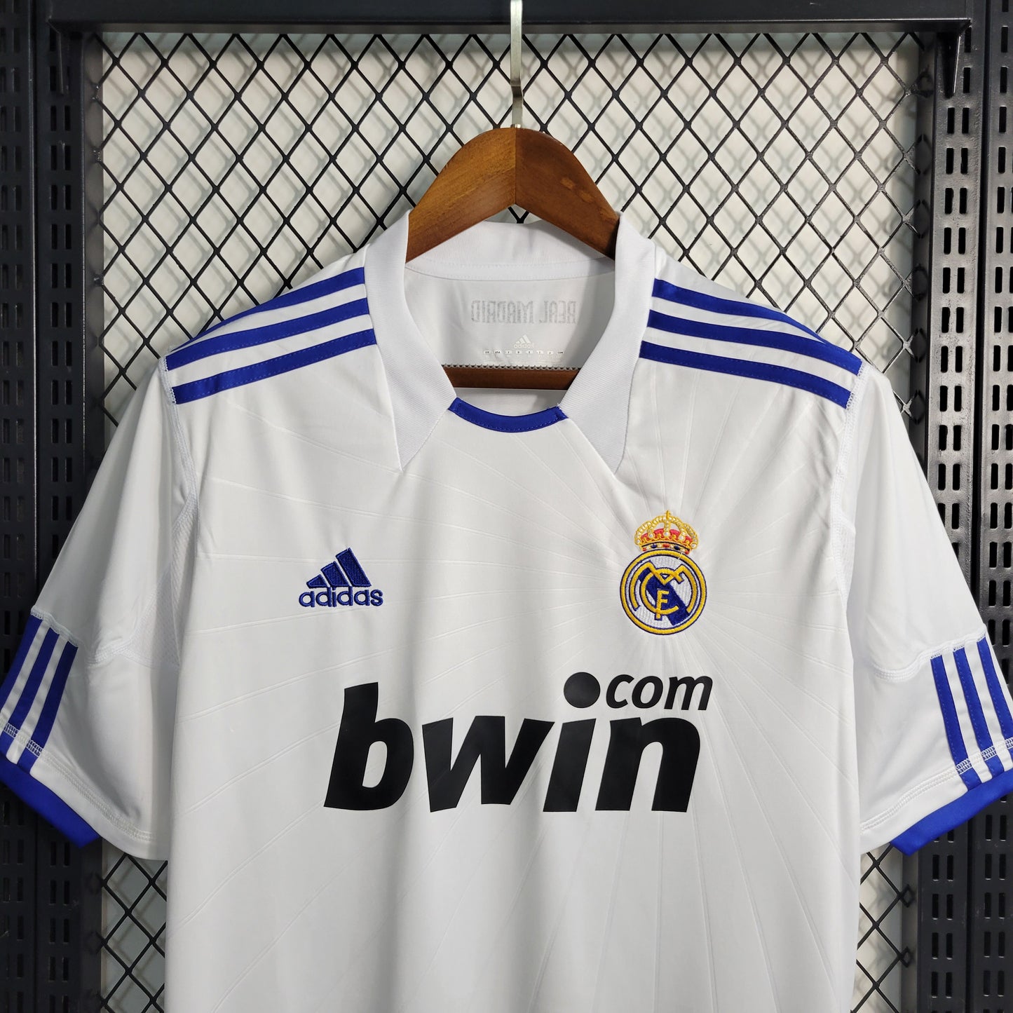 Camiseta Retro Real Madrid - Primera 2010/11