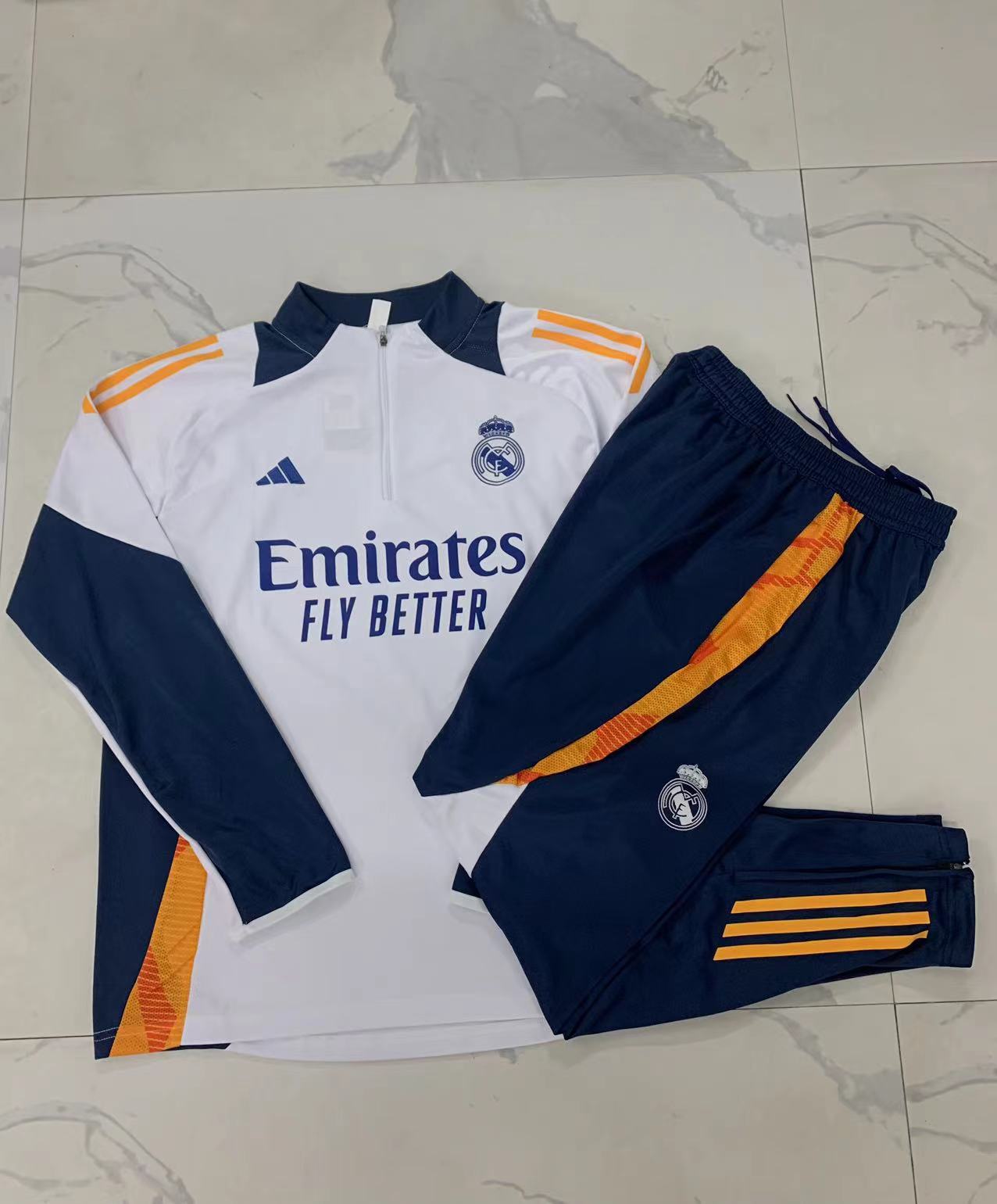Chándal Real Madrid con camiseta