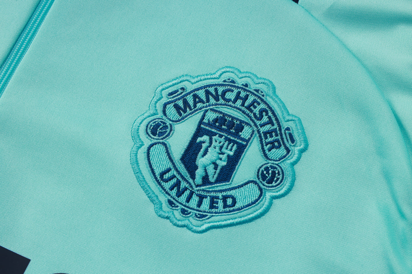 Fato de Treino Manchester United c/ Camisola 2024/25