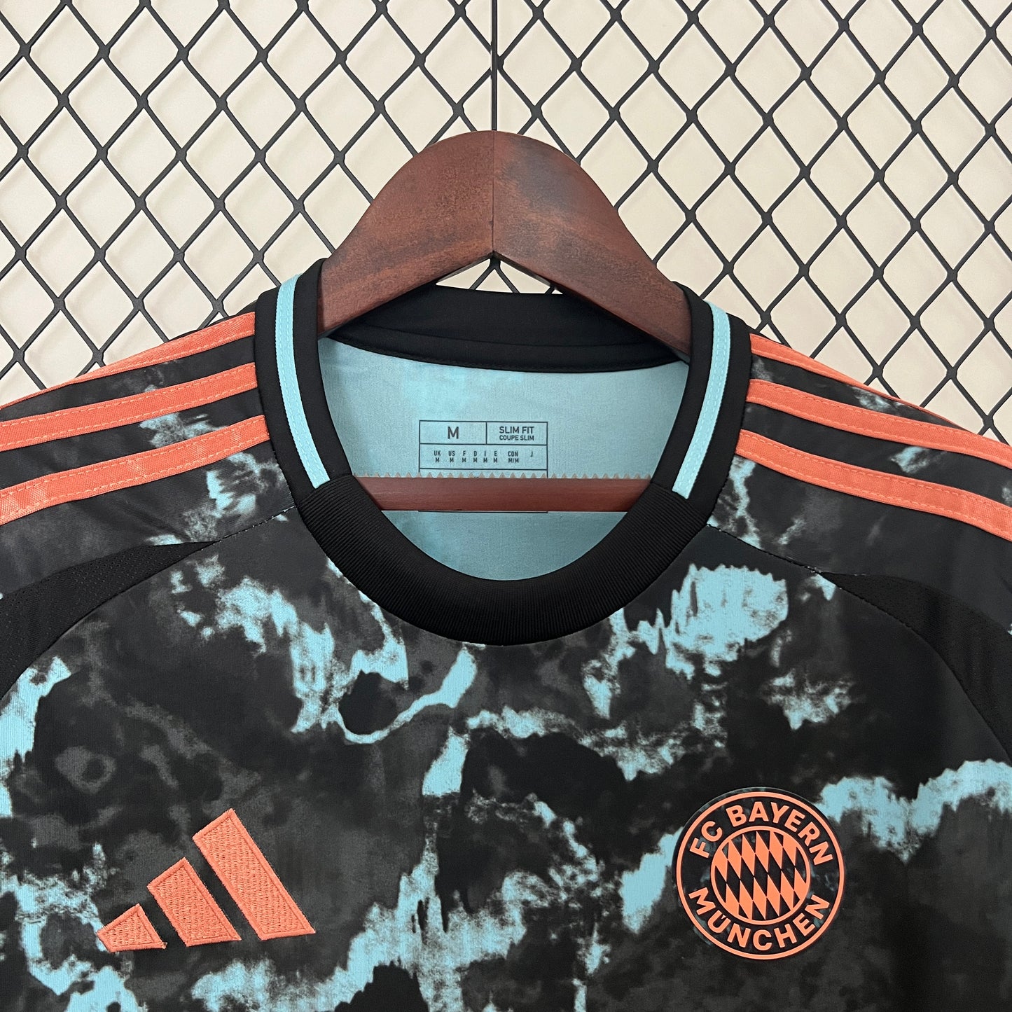 Camiseta Bayern Múnich - Segunda 2024/2025