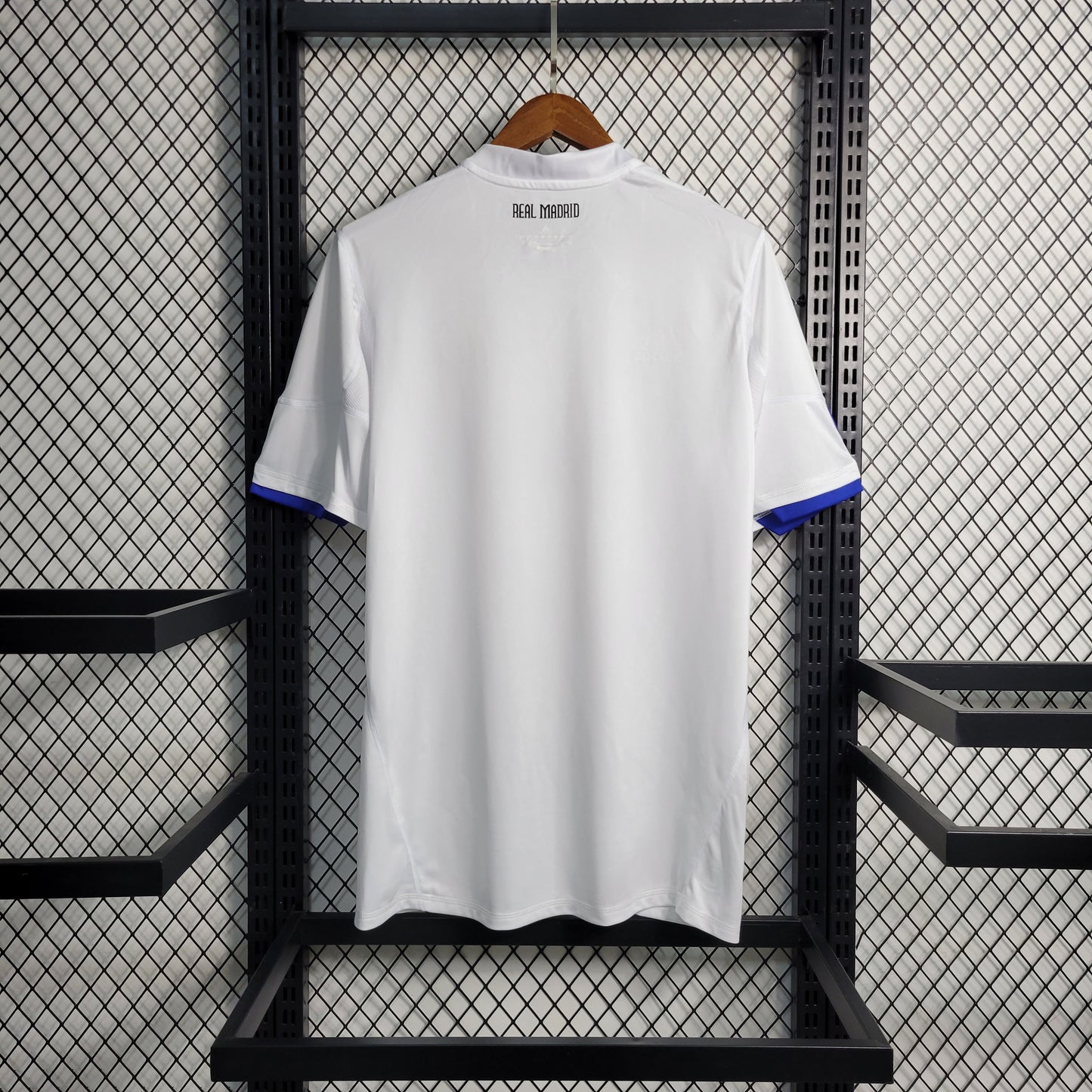 Camiseta Retro Real Madrid - Primera 2010/11