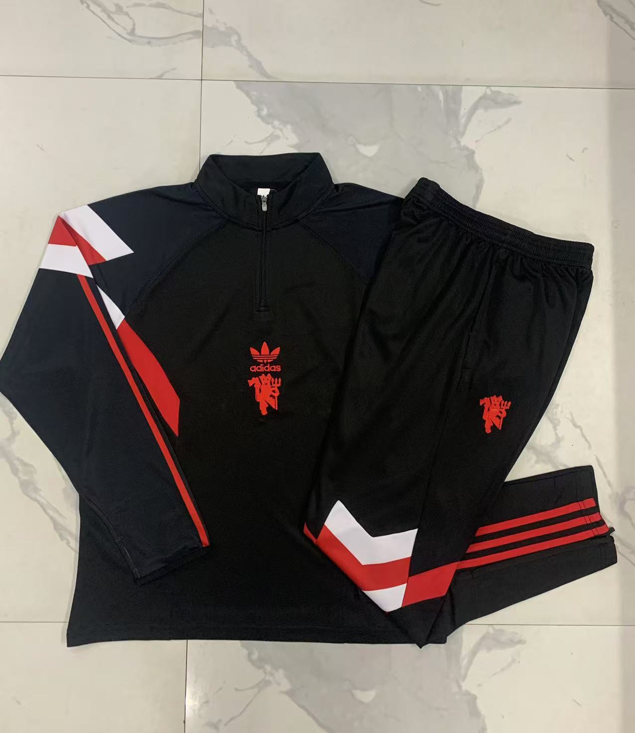 Fato de Treino Manchester United c/ Camisola 2024/25