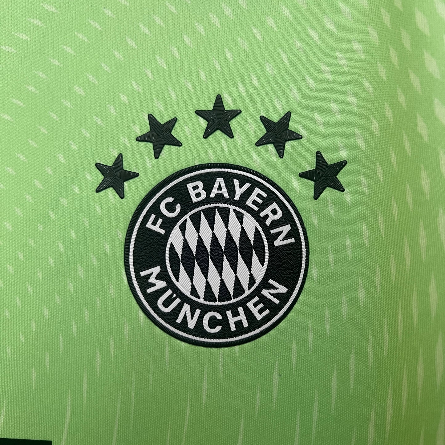 Camisola Bayern Munich - Guarda-Redes 2025/26