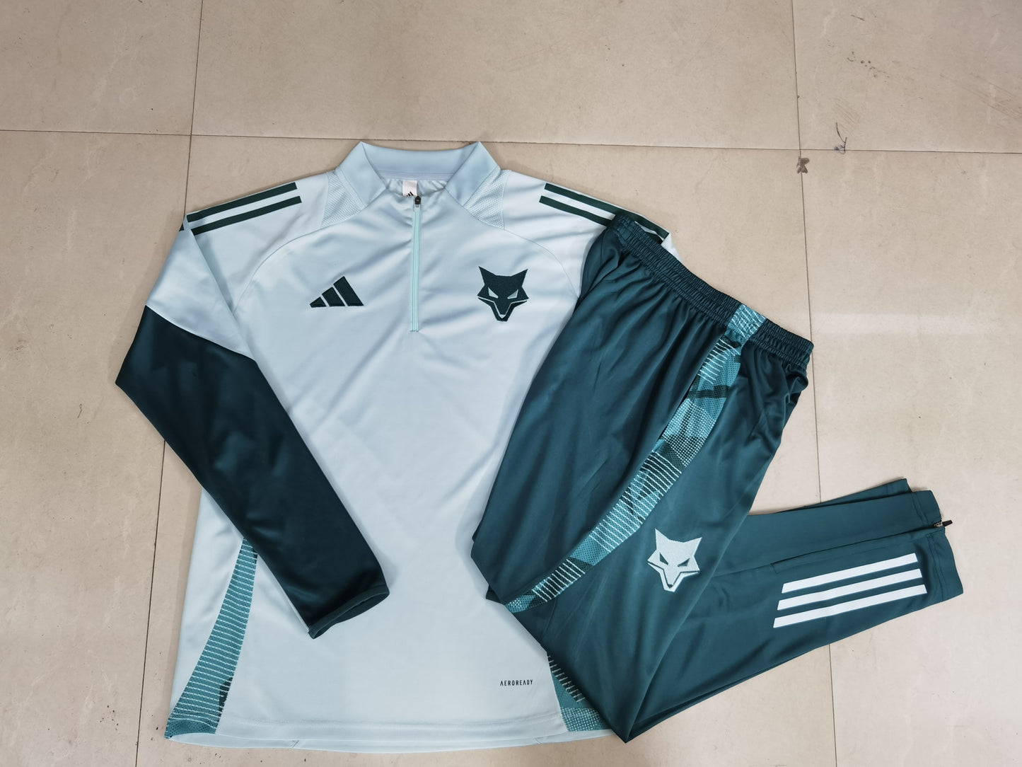 Fato de Treino Cruzeiro c/ Camisola 24/25