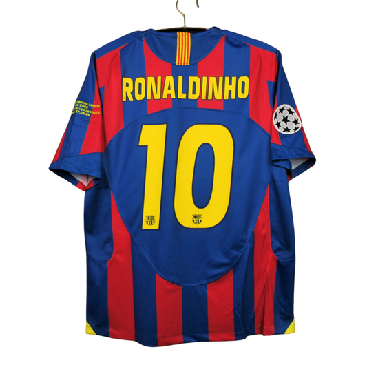 Camisola Barcelona - Principal 2005/06 "RONALDINHO"