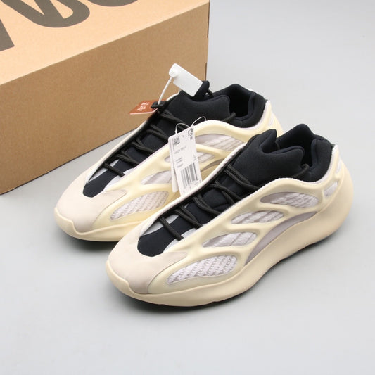 YEEZY 700 V3 WHITE