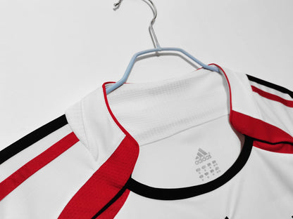 Camiseta de visitante del AC Milan 2006/07