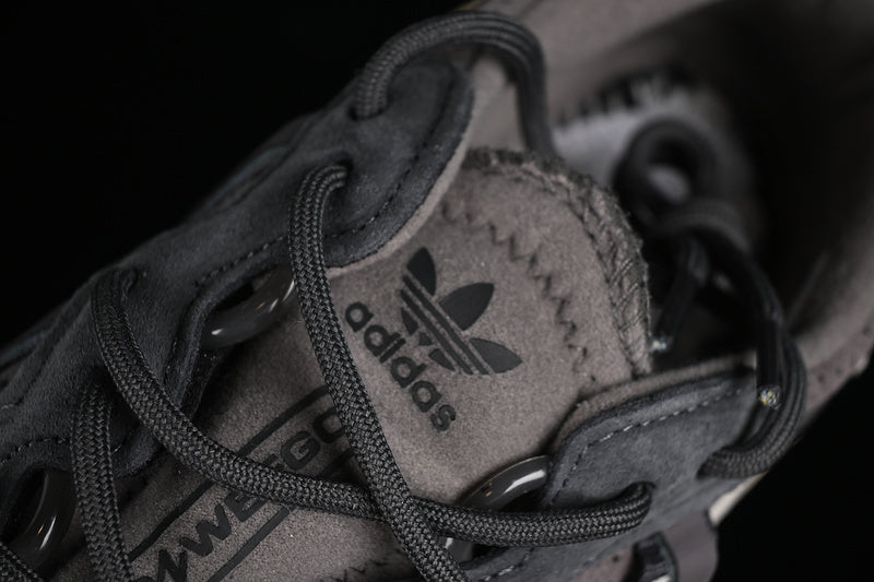 Adidas Ozweego - Preto/Cinza