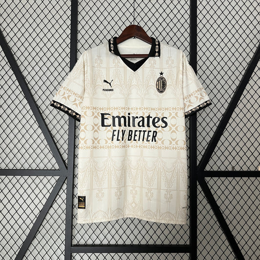 Camisola AC Milan X Pleasures Light Version