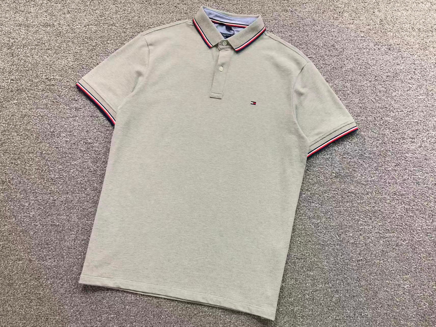 Pólo TOMMY