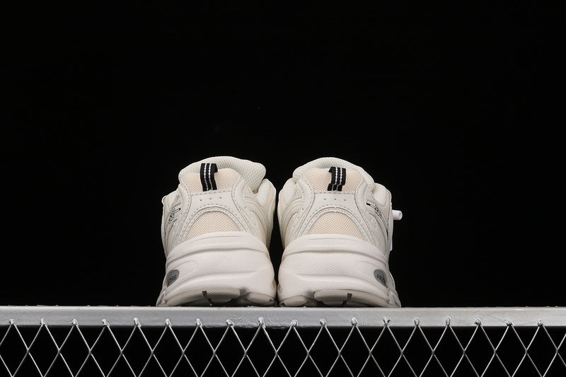 New Balance 530 - Bege/Preto