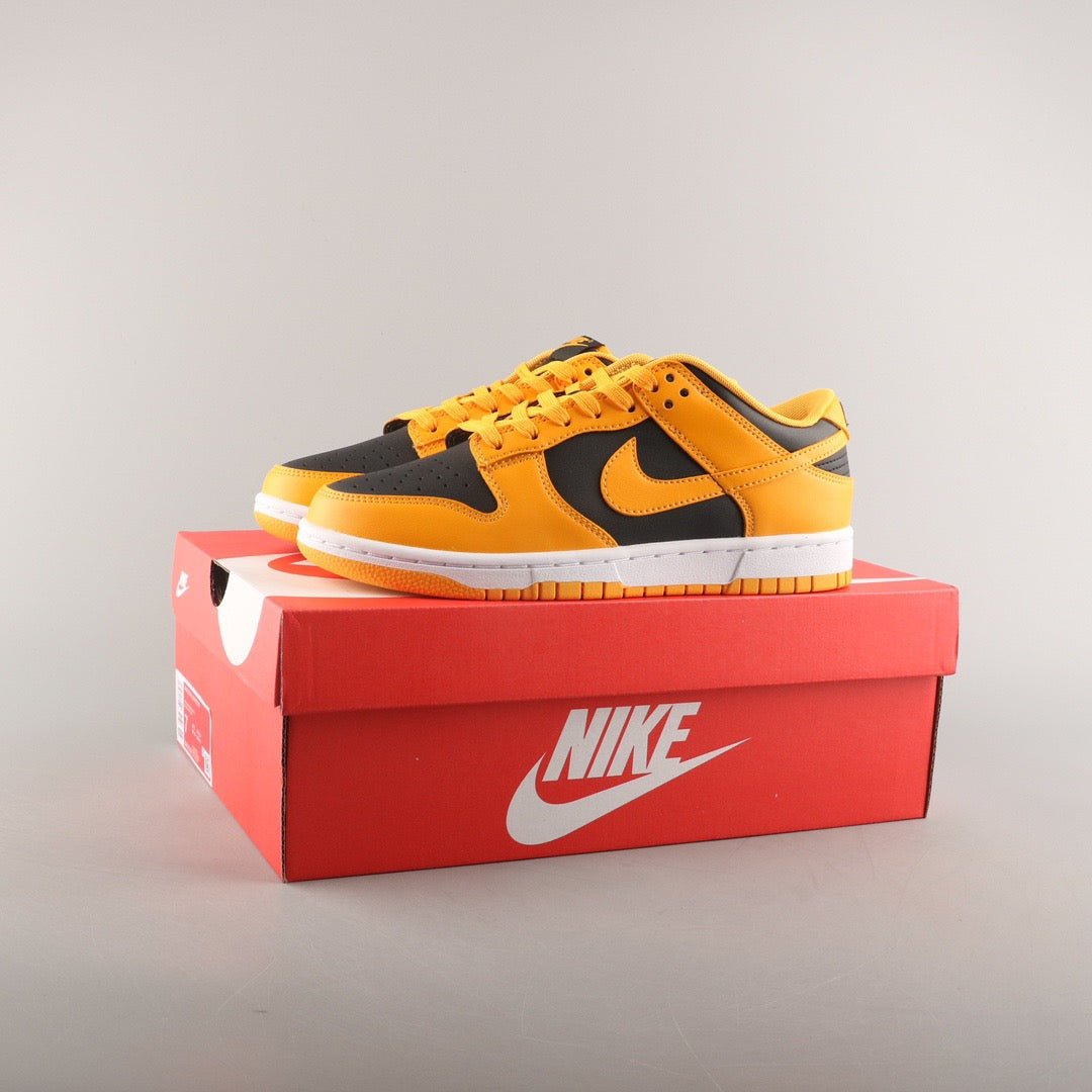 NIKE DUNK YELLOW & BLACK