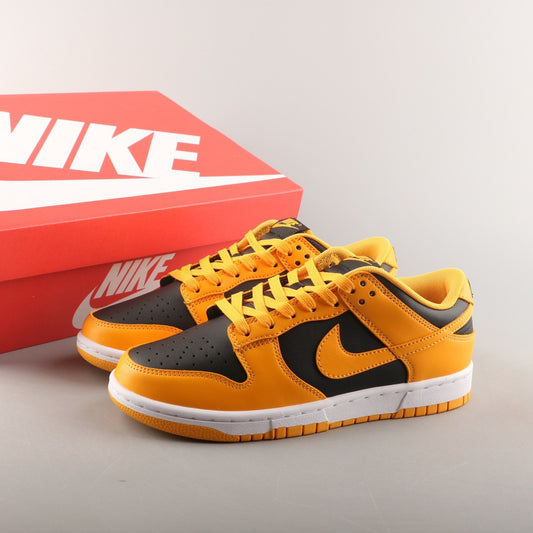 NIKE DUNK YELLOW & BLACK