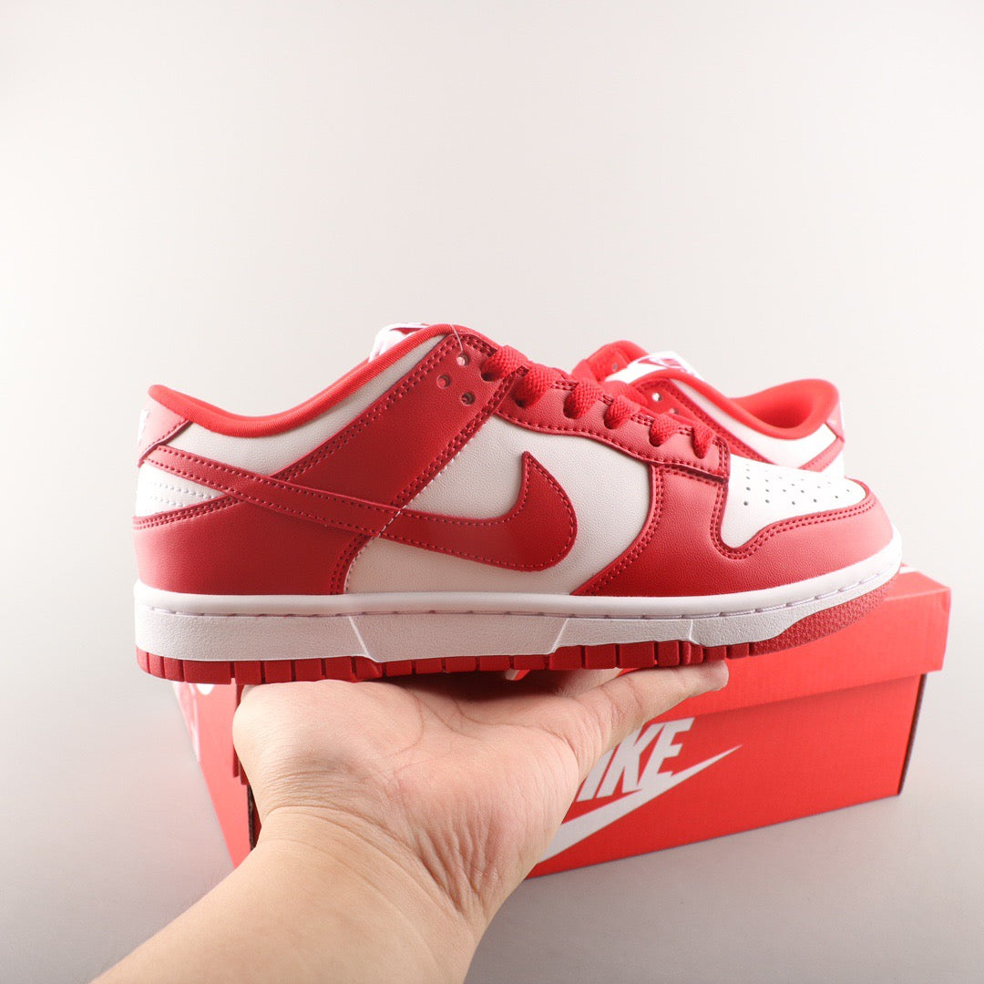 NIKE DUNK RED