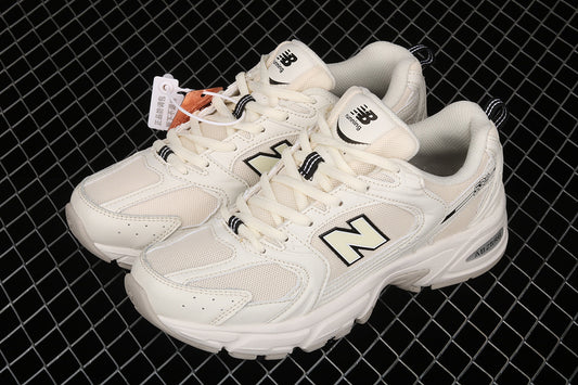 New Balance 530 - Bege/Preto