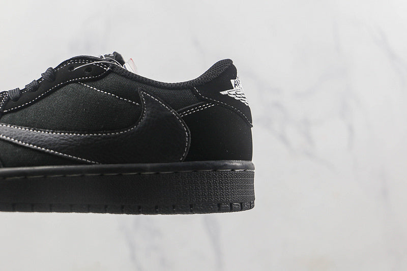 Travis Scott x Air Jordan Black