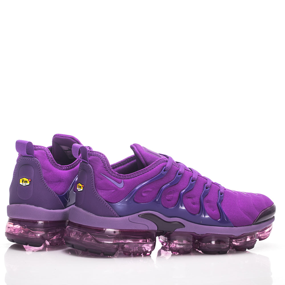 NIKE Air VaporMax Plus Rosa