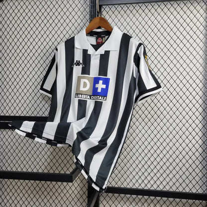 Camiseta Juventus - Local 1998/99