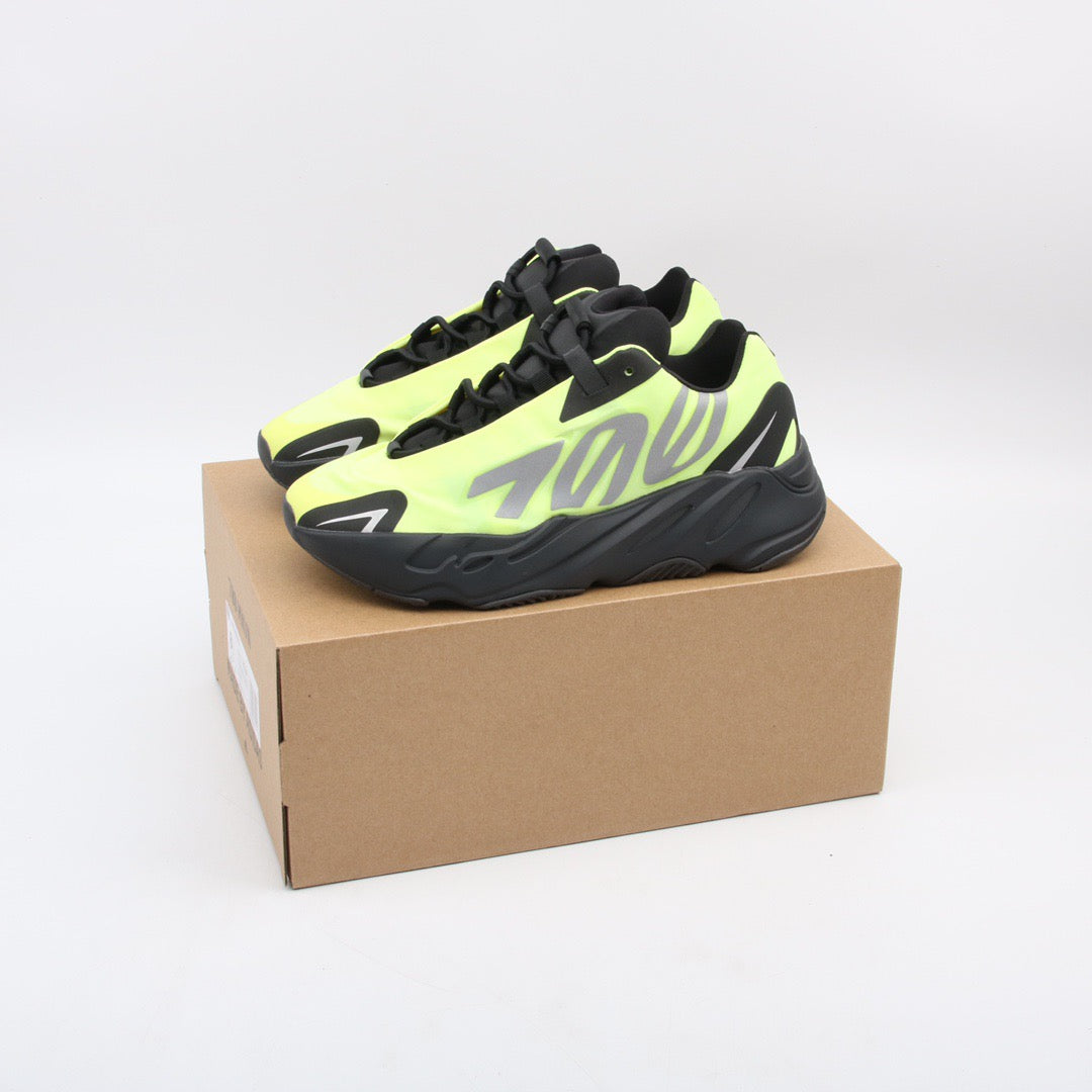 YEEZY BOOST 700 GREEN