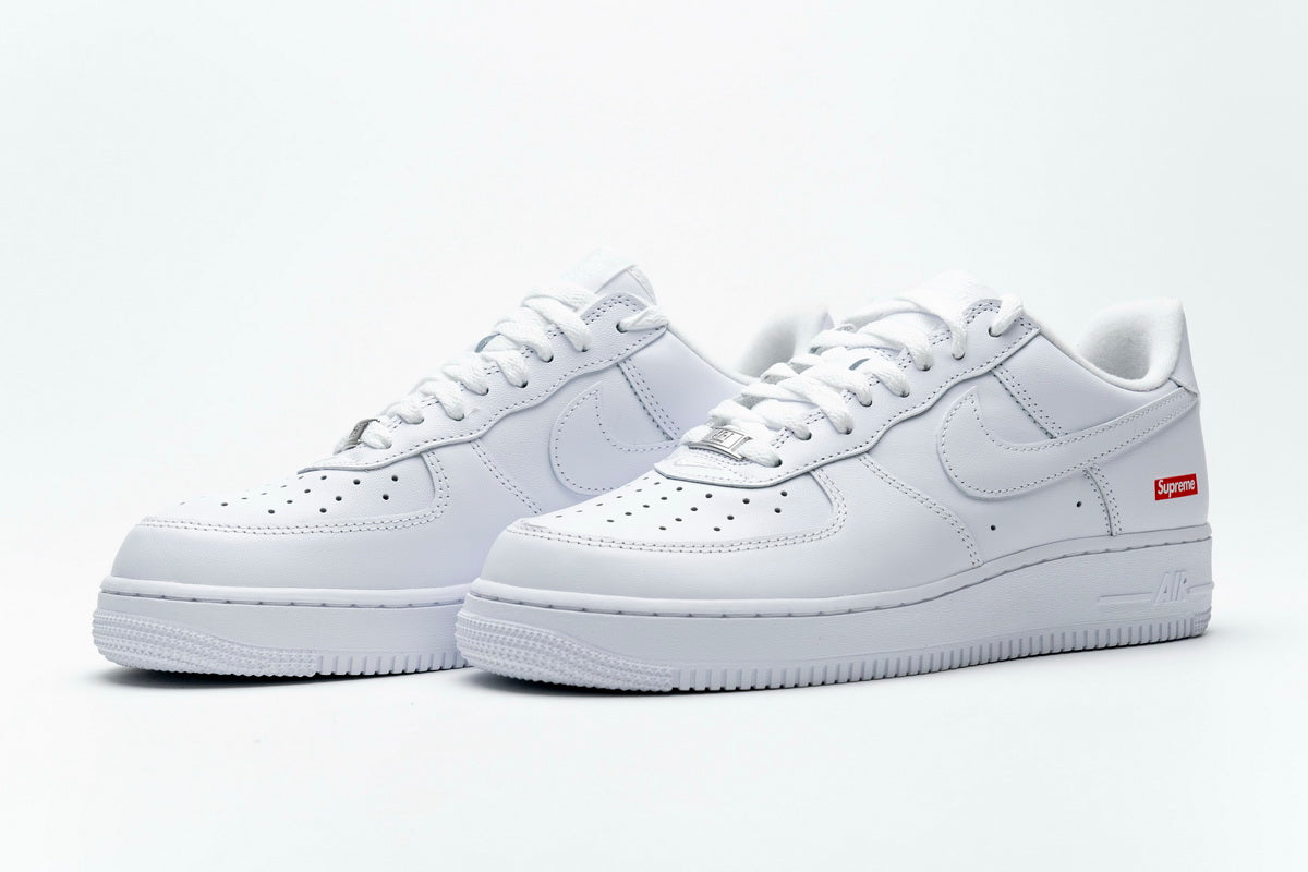 Nike Air Force 1 Supreme Low White