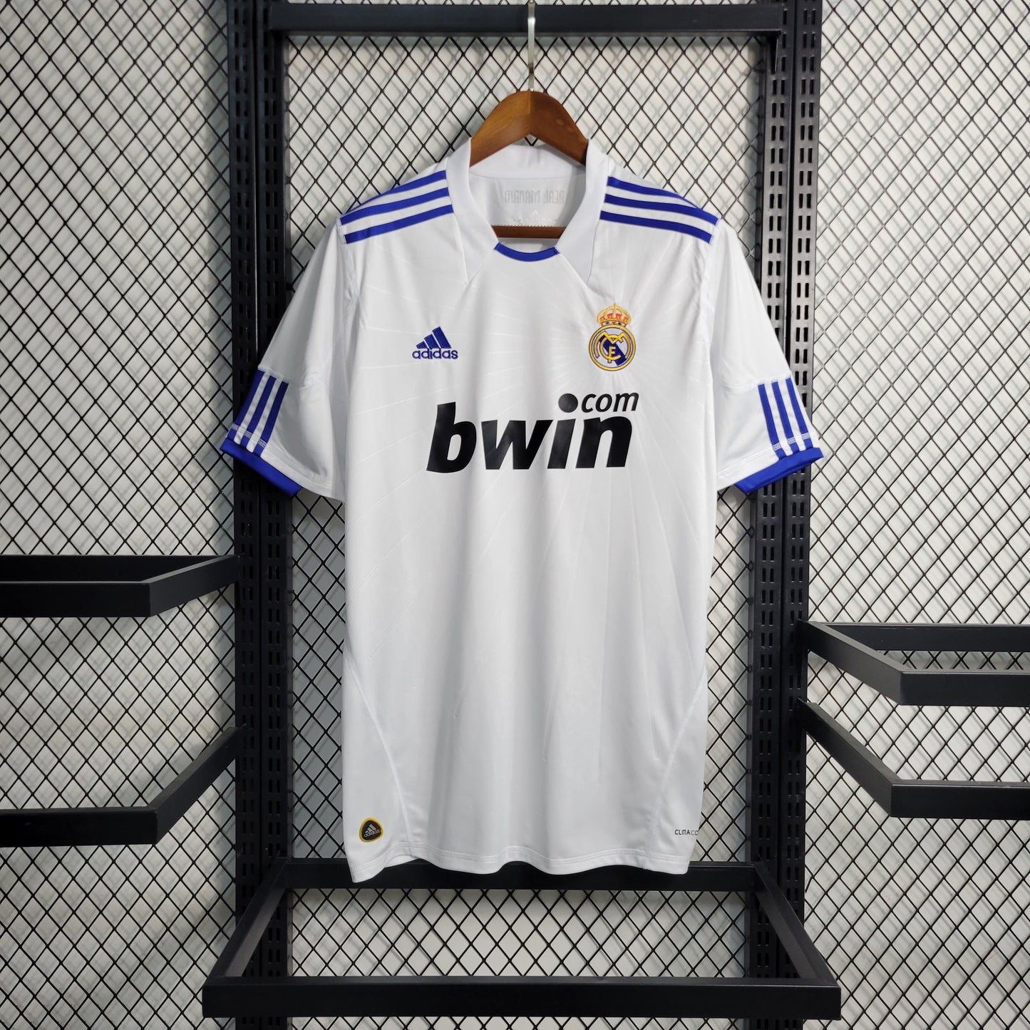 Camisola Retro Real Madrid - Home 2010/11