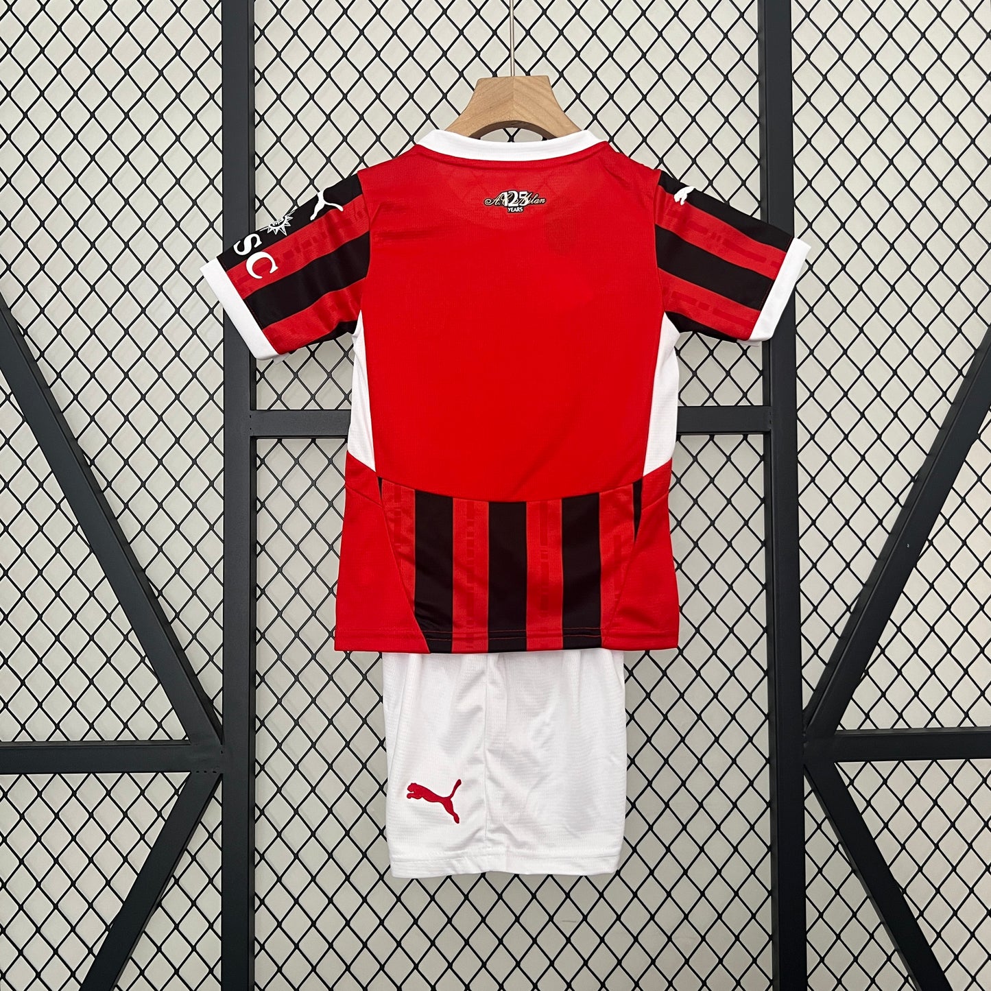 Kit Criança - AC Milan Principal 2024/25