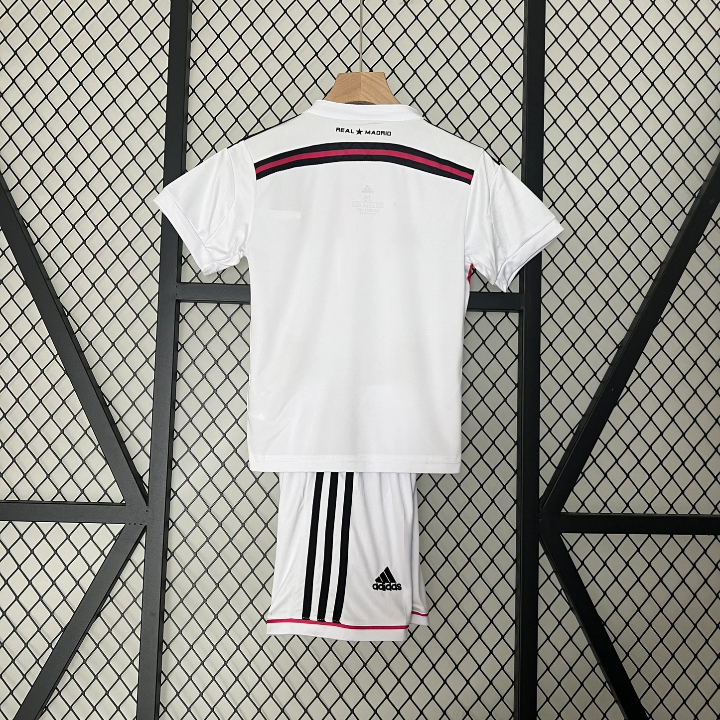 Kit Criança Retro - Real Madrid Home 2014/2015