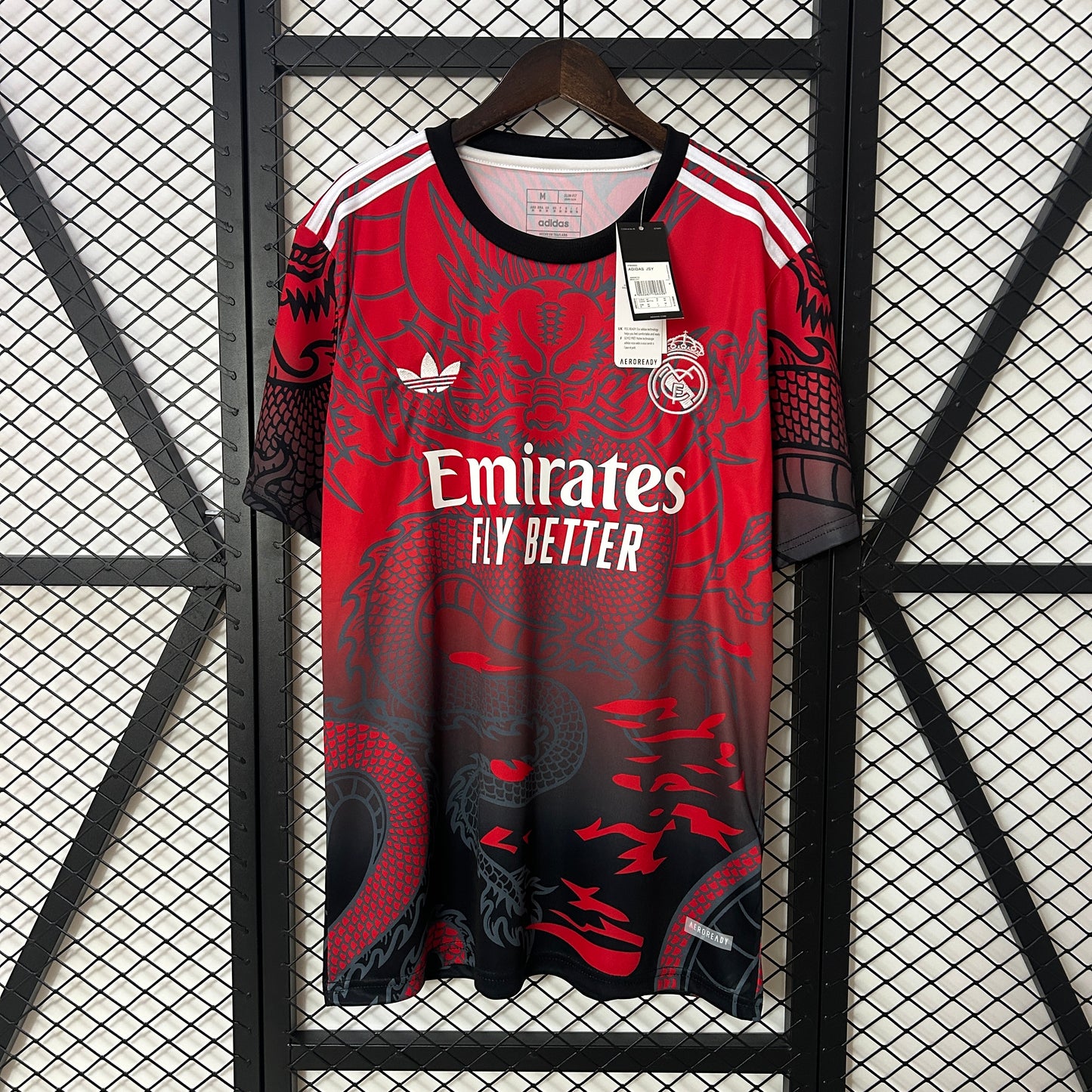 Camisola Real Madrid - Red 2024/25