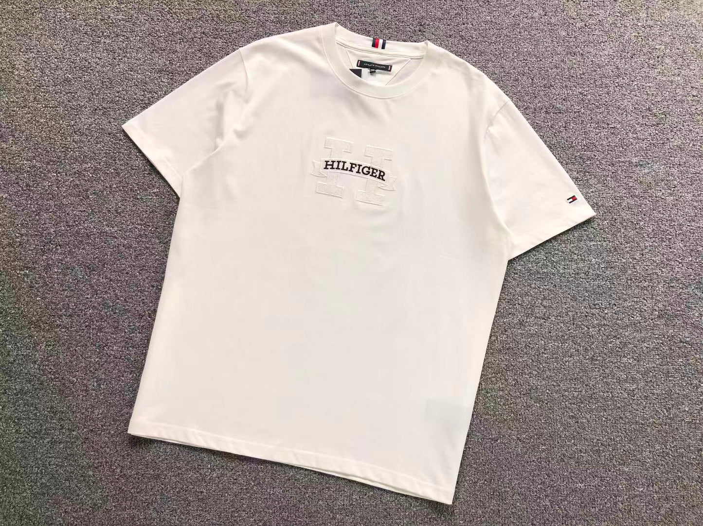 Tshirt TOMMY