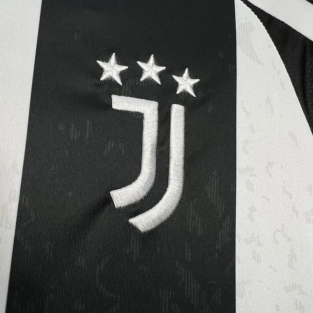 Camisola Juventus - Home 2024/25